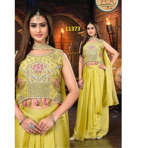 Ensemble Lehenga Choli brodé vert lime pour femmes, tenue traditionnelle indienne pour les fêtes et les mariages, avec dupatta - Product Image 3