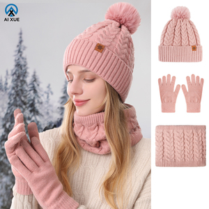 <span class=keywords><strong>Bonnet</strong></span> tricoté de couleur unie personnalisé avec gants et écharpe <span class=keywords><strong>Ensemble</strong></span> d'extérieur trois pièces pour femmes résistant au froid et chaud pour l'hiver - Product Image 1