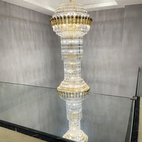 Lustre créatif à trois niveaux en cristal avec télécommande et bande LED pour escalier, hôtel et musée – Éclairage de luxe