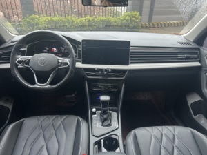 Auto Usate Economiche dalla Cina: Volkswagen <span class=keywords><strong>Tiguan</strong></span> L 330TSI 2WD Smart Enjoy 2022 SUV - Product Image 6