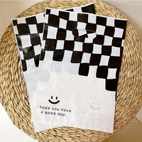 Sacs à provisions au détail découpés avec des matrices impression de logo personnalisé poignée pliante sacs en plastique PE emballage commercial sacs de boutique