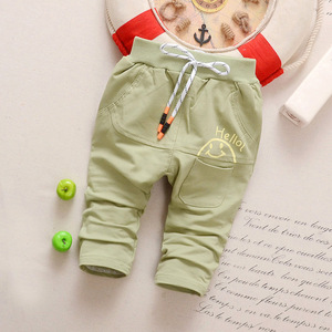 Shorts en jean chinois élégants et tendance, coupe ajustée, style hot pants - Product Image 4