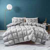 Hôtel de luxe et maison couette douce rose couette duvet de canard d'oie plissé couette