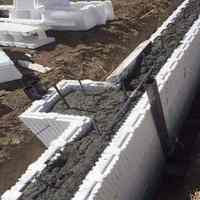 Blocs de mousse EPS haute densité pour coffrages isolants en béton (ICFs) pour la construction de villas modernes et d'ateliers - Écologiques