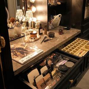 Meubles en bois français pour la personnalisation de toute la maison, armoires de rangement, bibliothèques, placards, design graphique axé sur les appartements - Product Image 5