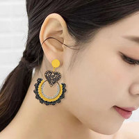 Boucles d'oreilles pendantes bohèmes en forme de cœur et de fleur, ornées de perles, pour femmes, idéales pour les soirées estivales, vente en gros, tendance