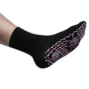 Vente en gros de <span class=keywords><strong>chaussettes</strong></span> <span class=keywords><strong>chauffantes</strong></span> en <span class=keywords><strong>tourmaline</strong></span> <span class=keywords><strong>auto</strong></span>-<span class=keywords><strong>chauffantes</strong></span> <span class=keywords><strong>Chaussettes</strong></span> de santé pour thérapie magnétique de massage - Product Image 4