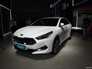 Cina vendita calda <span class=keywords><strong>Kia</strong></span> K3 EV <span class=keywords><strong>auto</strong></span> Full range versione veicoli per <span class=keywords><strong>auto</strong></span> elettriche 0km nuova <span class=keywords><strong>auto</strong></span> 4 posti berlina vendite dirette in fabbrica cinese - Product Image 6