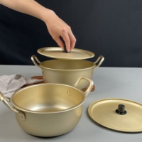 Ensemble de 6 casseroles rondes classiques en aluminium avec revêtement antiadhésif, compatibles lave-vaisselle et four, pour une utilisation domestique