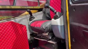 Grue d'occasion STC500H 50 tonnes Shanghai STC SAC en bon état à prix réduit - Vente chaude - Product Image 6