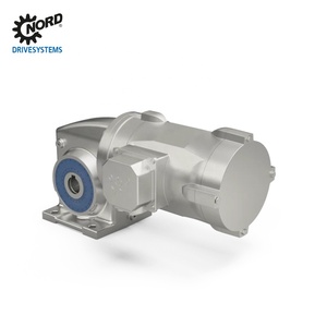 Moteur à engrenages hélicoïdaux pour machines de transformation alimentaire - Product Image 1
