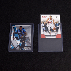 Nhà máy siêu rõ ràng người bán tùy chỉnh nhựa cứng trò chơi Pokemon thẻ Top lật tay áo thể thao kinh doanh 35pt thẻ Toploader - Product Image 4