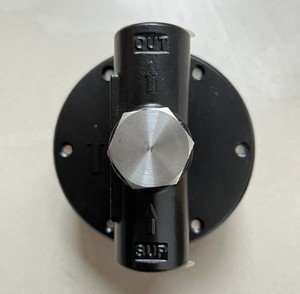 Amplificador Neumático YTC YT-320N1, Potenciador de Volumen de 1/2" NPT, Salida de 0.7MPa, Cuerpo de Aluminio - Product Image 1