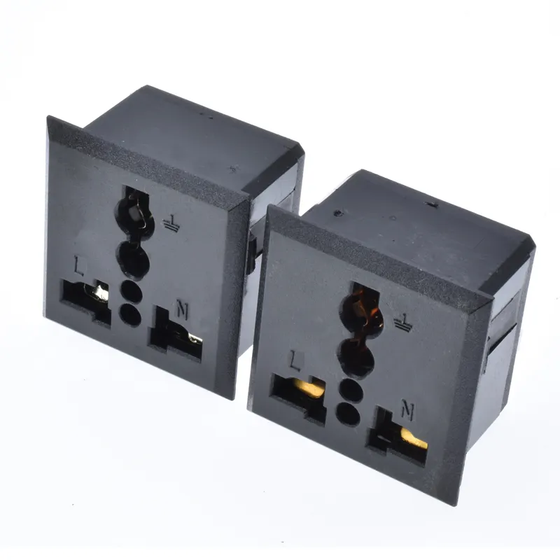 Hersteller Universal-AC-Auslass BX-801 universelle elektrische PDU-Steckdose 3-Pin-Stecker Multi-Stecker-Wandsteckdose