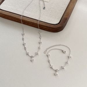 Dylam Elegance Design Fashion Fine Jewelry Women S925 <b>Silver</b> Non Tarnish 5A Zirconia Circle Four <b>Leaf</b> Clover Pendant <b>Necklace</b> - Product Image 5