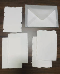 Màu nước giấy <span class=keywords><strong>handmade</strong></span> 4x6inch ngà trắng deckled cạnh thô kết cấu bông 120 ~ 1000gsm cho thẻ và phong bì - Product Image 3