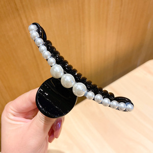 Grandi Perle Artigli Dei Capelli Della Clip Oversize Piccolo Tiktak Accessori Per Capelli per Le Donne Coreano Nero Bianco Barrette 2021 Nuovo - Product Image 6
