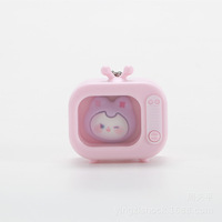 Vente en gros 2025 Mini portable 3D LED télévision ensemble TV porte-clés mignon à la mode fleur lapin patte dessin animé jouet lumière LED en plastique