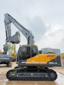 Excavadora Hidráulica de Cadenas Hyundai 220LC-9s de Segunda Mano, Marca Coreana, 220LC-9s, 220LC-9, 220-9, Excavadoras Usadas Hyundai 210W-9, 210 - Product Image 4