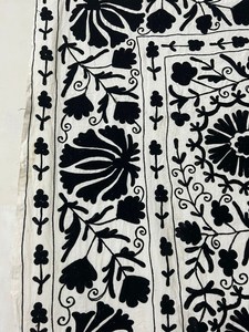 ผ้าคลุมเตียงซูซานี ผ้าแขวนผนังหลากสี ผ้าฝ้ายปักมือ ลายชนเผ่า ผ้าคลุมเตียง ผ้าห่ม - Product Image 1