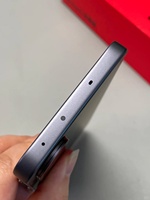 OnePlus Ace 5 5G, Batería de 6415 mAh, Snapdragon 8 Gen 3, Cámara de 50 MP, Pantalla de 120 Hz, Carga Rápida de 100 W, Cuerpo de Cerámica, NFC