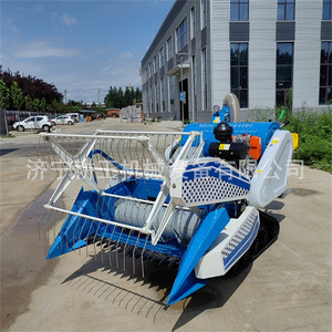 Mini-moissonneuse-batteuse 15 CV pour la récolte du riz et du blé avec transmission par engrenages et conception économe en énergie - Product Image 3