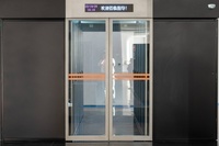Centre de données micro-modulaire ZTMM Nebula avec allées chaudes/froides intégrées, charge informatique maximale de 145 kW, onduleur intégré, refroidissement en-rangée