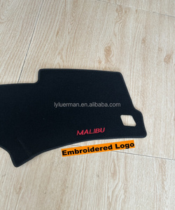 Copertura Cruscotto e Tappetino Console Luerman Luxury per Auto, Protezione e Decorazione Universale per Chevrolet Malibu - Product Image 2