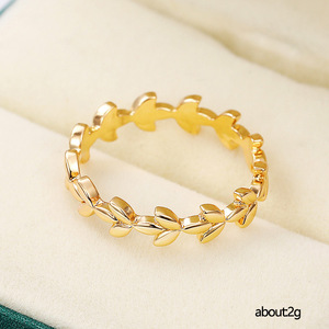 Anello Impilabile con Foglie di Vite in Tono Rosa per Donne, Elegante Accessorio Ispirato alla Natura per Uso Quotidiano - Product Image 5