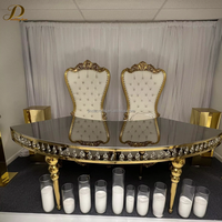 Table de salle à manger JINDA populaire de luxe en acier inoxydable doré avec plateau en verre, tables de fête en marbre serpentine demi-lune en forme de S