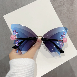 2025 nuevas gafas, venta al por mayor, gafas de sol con mariposa de diamantes, 2024, gafas de sol sin montura para mujer, gafas de sol - Product Image 4