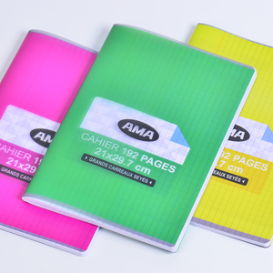 Cahier d'impression de couverture colorée Offre Spéciale Cahier photo étoile du football Cahier d'apprentissage du français Cahier agrafé - Product Image 1