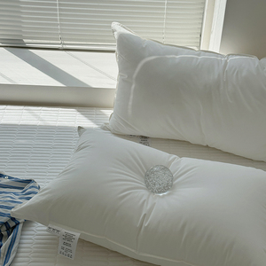 Oreiller en duvet et plumes, oreiller de luxe en duvet et plumes d'oie pour hôtel, avec enveloppe en coton, oreiller doux et offrant un bon soutien pour le cou - Product Image 5