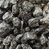 Vente en gros de flocon de neige naturel pur de haute qualité obsidienne pierre brute agate ornements spécimen de pierres minéraux rares cristal artisanat