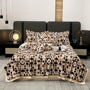 Juego de Edredón de Verano de 4 Piezas con Diseño Moderno de Animales/Plantas, Transpirable, de Poliéster, para el Hogar y Bodas - Product Image 2