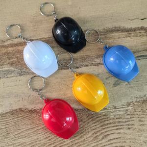 พวงกุญแจอะคริลิครูปหมวกกันน็อคเพื่อความปลอดภัยใน3D สุดน่ารักพวงกุญแจที่เปิดขวดเบียร์สุดน่ารักพวงกุญแจของขวัญวันพ่อวิศวกร - Product Image 4