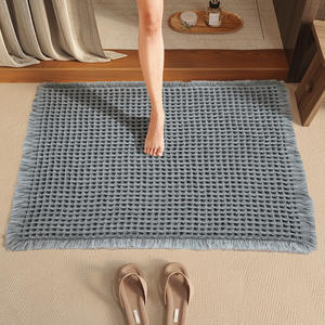 Tapis de bain YOULTTAN en tissu gaufré absorbant, ultra doux, antidérapant, lavable en machine, avec pompons, pour salle de bain - Product Image 4