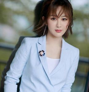 Spilla con fiore a specchio nera da donna corpetto in lega alla moda con spilla Anti-running Light per feste di fidanzamento e matrimoni - Product Image 3