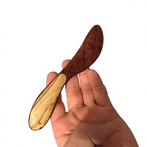 Juego de Cuchillos para Queso de Madera, Minimalistas, Ecológicos, con Acabado Espejo, para Bodas, para Untar Mantequilla - Product Image 4