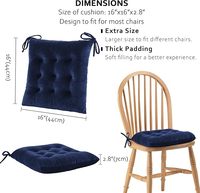 Coussin de siège carré matelassé en gros marine pour une utilisation en intérieur coussin de siège de couleur unie respirant de protection pour les fesses avec ceinture