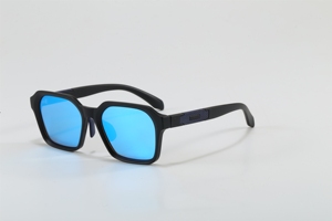 2026 New Retro Unisex UV400 High Quality Personalized Classic Sport Sunglasses - Product Image 3