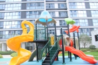 Équipement de terrain de jeu combiné pour enfants en plein air ASTM F1487, ensemble de jeu à double toboggan en LLDPE pour maternelle, école maternelle, parc communautaire