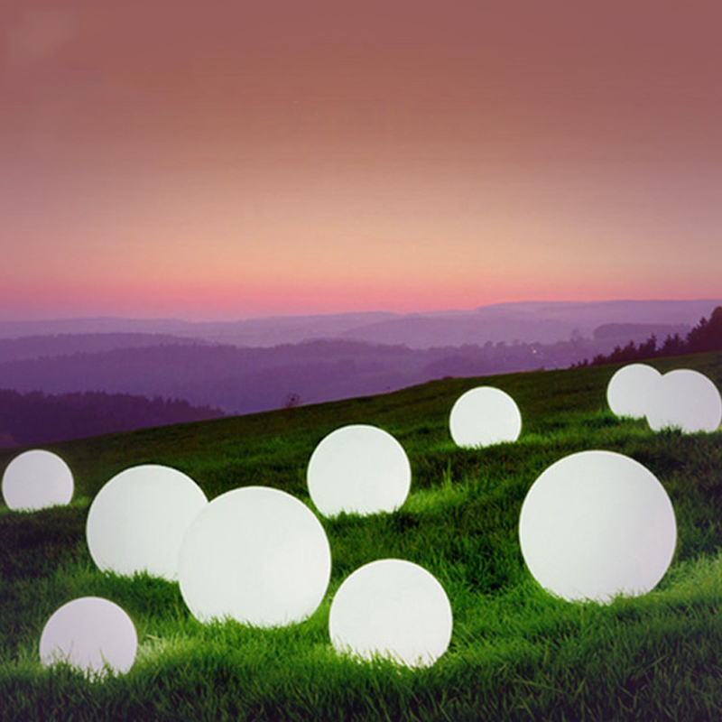 Modern Simple Garden Light Small Ball