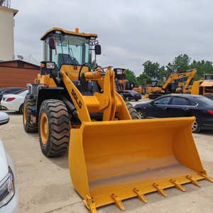 รถตักล้อยาง936L 3ตันรถตักดินสภาพดีและพร้อมขายทันที - Product Image 3