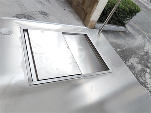 Carrito Móvil Personalizado con Equipamiento para Comida Rápida - Product Image 5