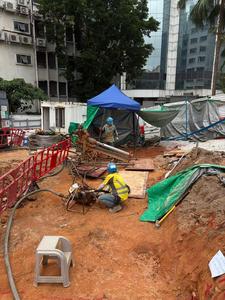 เครื่องเจาะเหมืองระบบนิวเมติกประสิทธิภาพสูงพร้อมแชสซีแบบตีนตะขาบเพื่อความมั่นคงบนพื้นที่ลาดชัน - Product Image 3