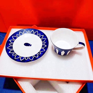 Service à café et à thé en céramique bleu nordique de luxe, 2 tasses en porcelaine avec soucoupes pour le salon - Product Image 6