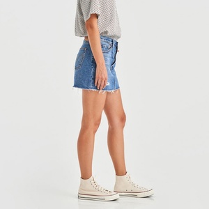 Minifalda Vaquera Personalizada para Mujer, 100% Algodón, Lavado Desgastado, Azul Claro, Rota, Cintura Alta - Product Image 3