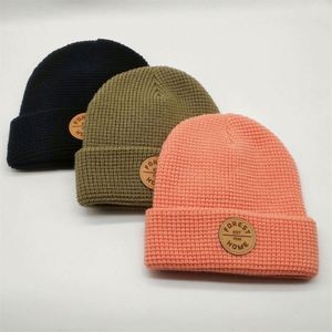 Custom High Quality Unisex Acrylic Waffle Skullies Beanie <b>Cap</b>,<b>Plain</b> Dyed Leather Patch Logo Knitted Winter Hat Fisherman Beanie - Product Image 2