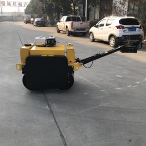 Mini rodillo tándem Compactador <span class=keywords><strong>de</strong></span> bebé 330kg 0.3ton 0.5ton Rodillo <span class=keywords><strong>de</strong></span> tambor suave 30kn Fuerza emocionante 4 km/h - Product Image 3